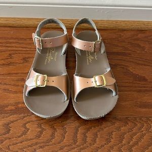 Sun San leather sandals in rose gold size 13